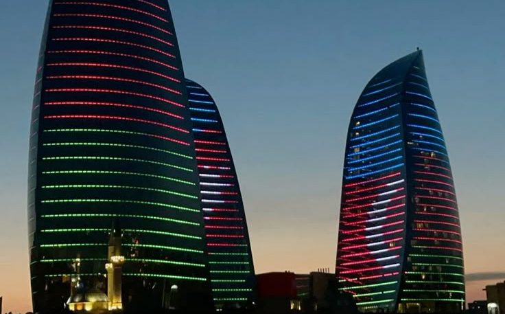 Alternative view of PACK ORGANISÉ / AZERBAIDJAN 2026